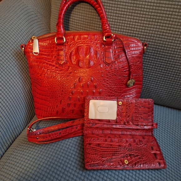 Brahmin bag + matching wallet combo $140 - Picture 2 of 13